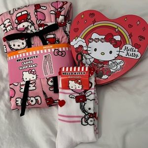 Hello Kitty Valentine’s Day bundle